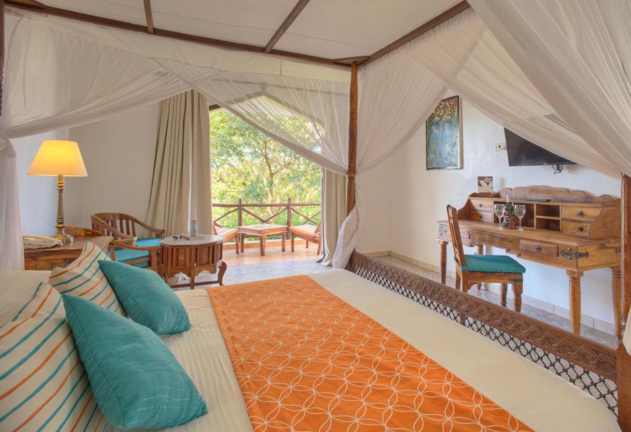 Bluebay Beach Resort & Spa Kiwengwa  Dış mekan fotoğraf
