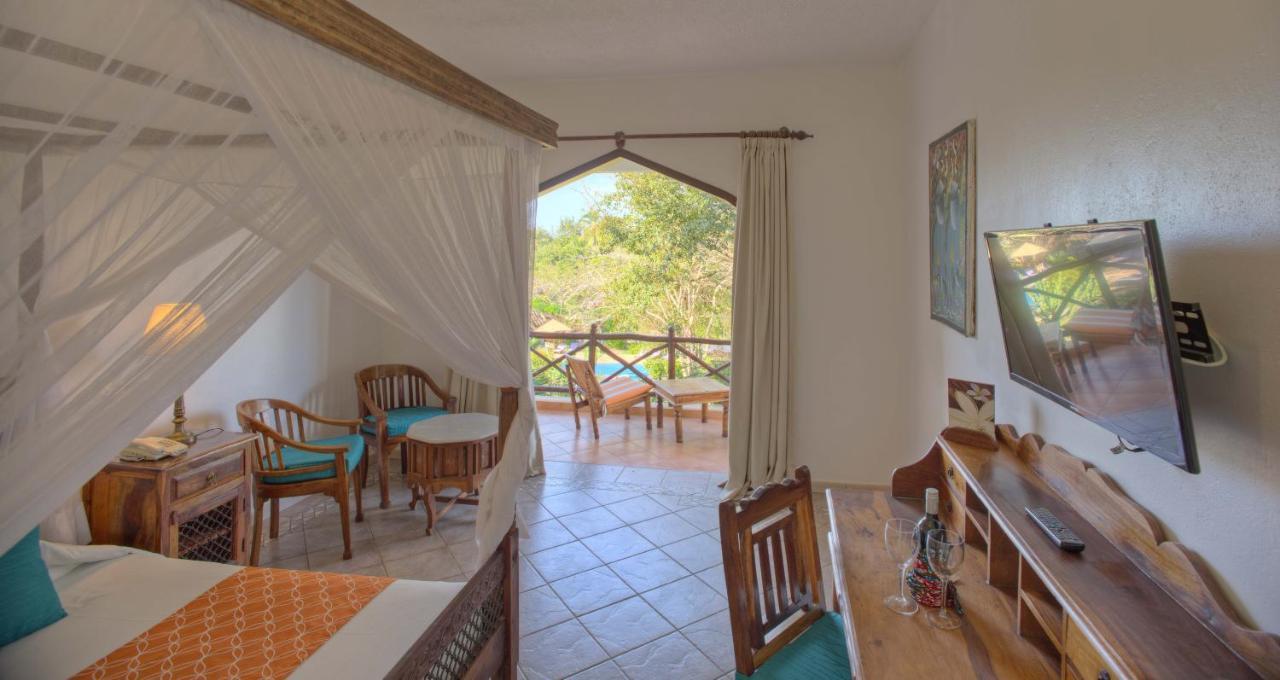 Bluebay Beach Resort & Spa Kiwengwa  Dış mekan fotoğraf