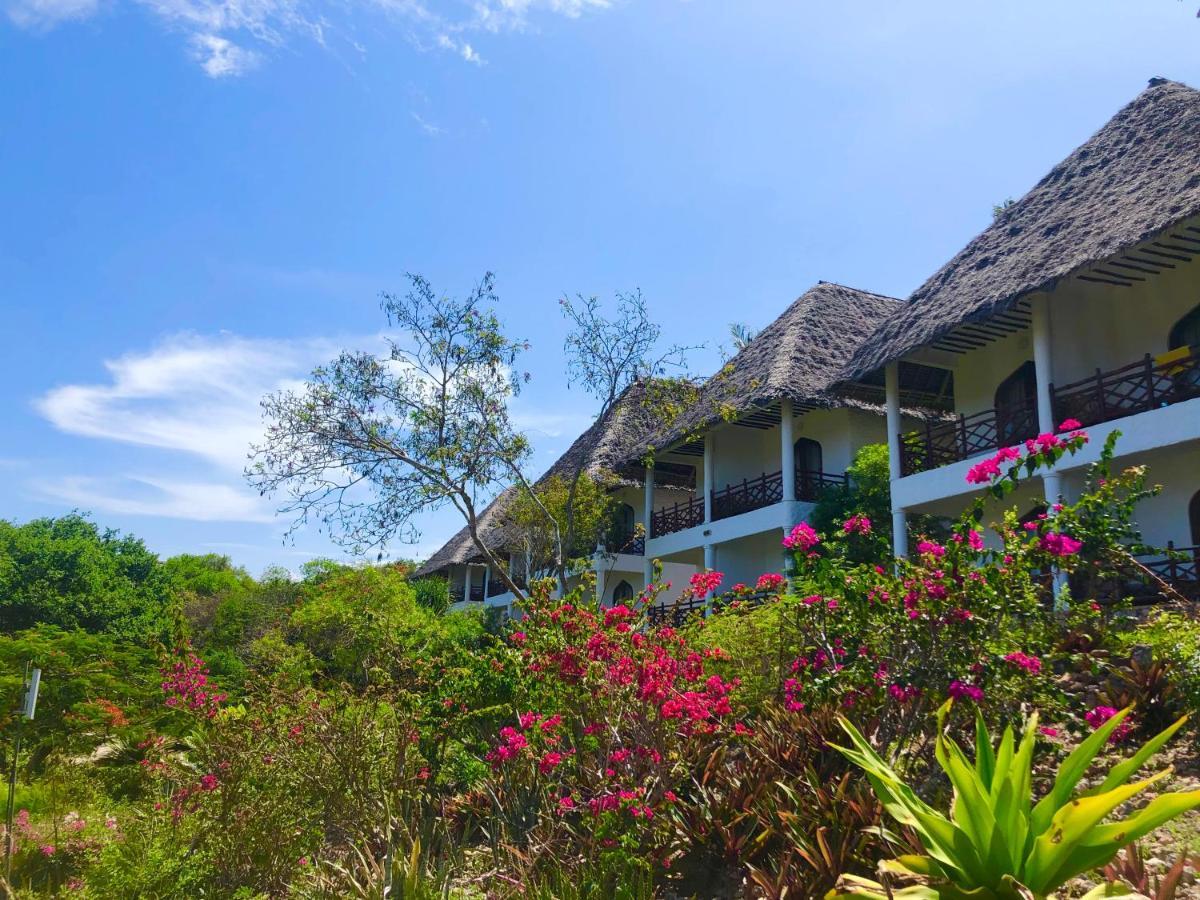 Bluebay Beach Resort & Spa Kiwengwa  Dış mekan fotoğraf